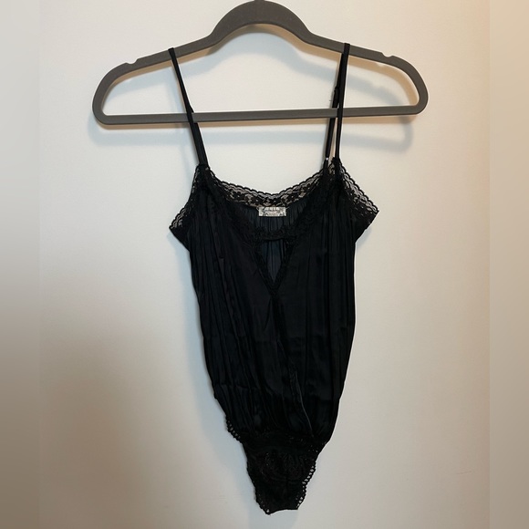 NWOT Free People Black Bodysuit Size X-Small - Picture 1 of 4
